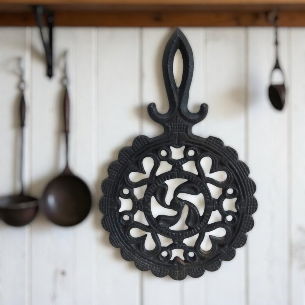 Vintage 1980's Canada Forge Reproduction Pin Wheel Cast Iron Footed Trivet